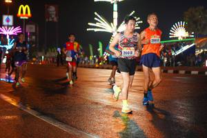 BIB: 20651, 20018
                            <button type="button" onclick="openModal(16183801)" class="btn btn-primary btn-sm float-right btn-popup" data-toggle="modal" data-target=".modal-high-quality">
                        <i class="fas fa-shopping-cart"></i> Add to Cart
                    </button>
                                            <button type="button" onclick="isThisMe(16183801, true)" class="btn btn-success btn-sm float-right btn-popup btn-isme hidden" data-toggle="tooltip" data-placement="bottom" title="นี่คือรูปของคุณใช่ไหม คลิกที่นี่เพื่อเอาเข้าอัลบั้ม">
                        <i class="fas fa-plus"></i> Add to album
                    </button>
                    <button type="button" onclick="isThisMe(16183801, false)" class="btn btn-warning btn-sm float-right btn-popup btn-isnotme hidden">
                        <i class="fas fa-ban"></i> Remove from album
                    </button>